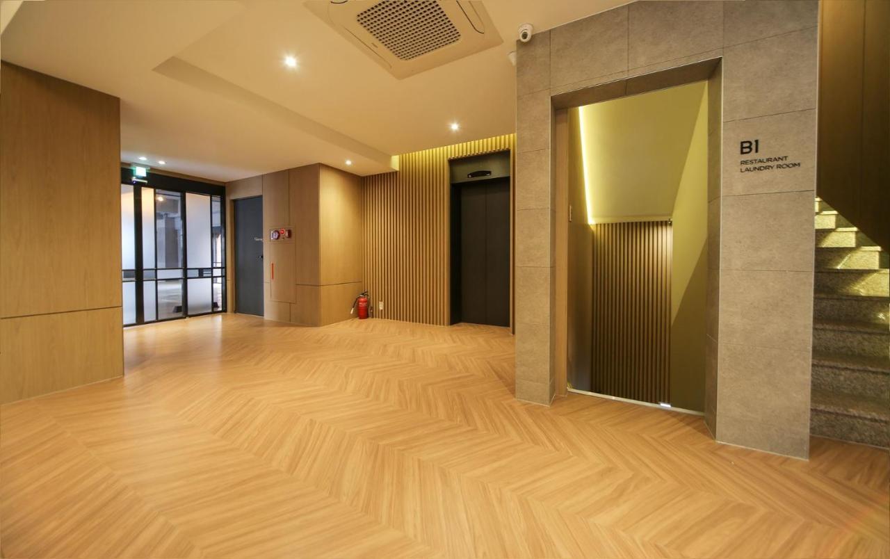 Hotel Lazy Heaven Changwon Εξωτερικό φωτογραφία