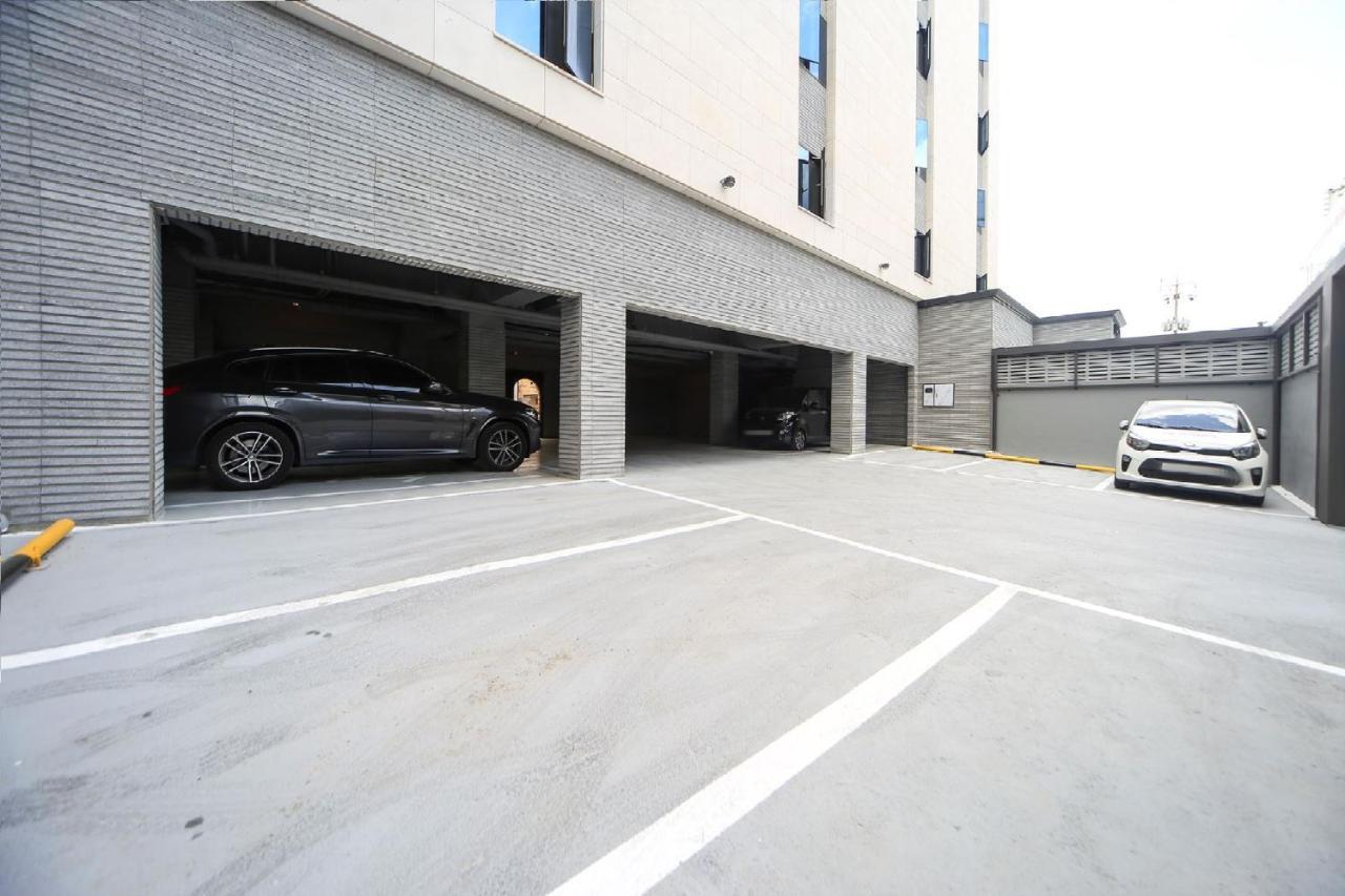 Hotel Lazy Heaven Changwon Εξωτερικό φωτογραφία