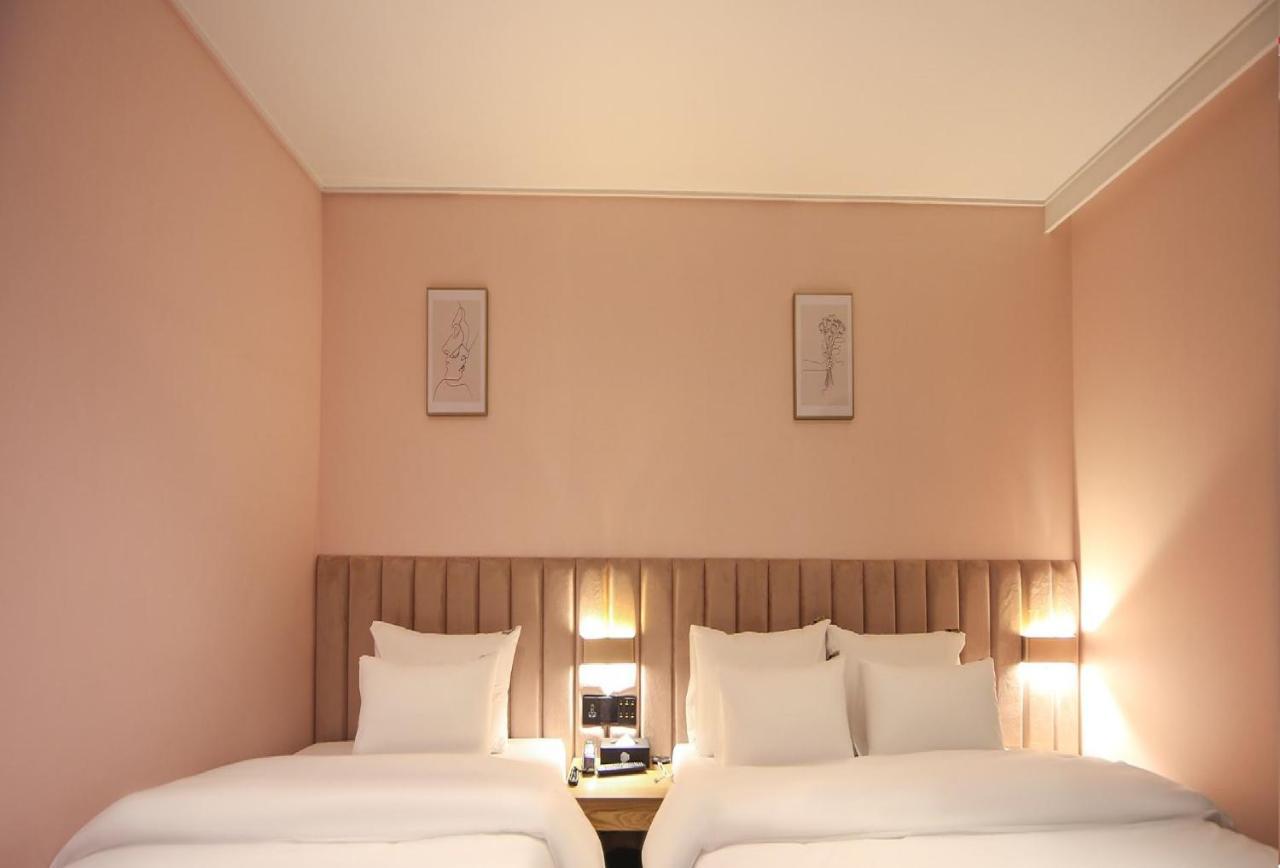 Hotel Lazy Heaven Changwon Εξωτερικό φωτογραφία